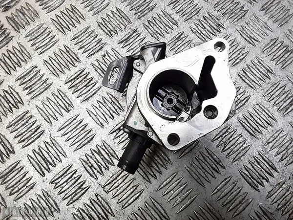 Pompe à vide de frein Renault Captur 2014 1500dci 46505272r image 6