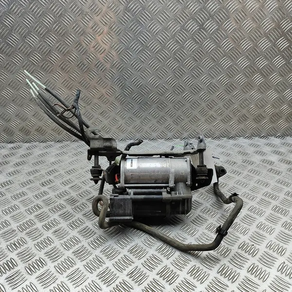 Compresseur de Suspension Mercedes-Benz C T-Model (S205) A2053200104 image 1