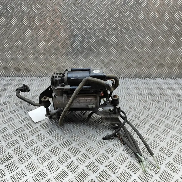 Compresseur de Suspension Mercedes-Benz C T-Model (S205) A2053200104 image 5