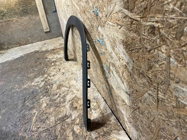 Mercedes GLA I W156 X156 13-19 Vasemman Takapuskuri OEM A1568851300 image 4