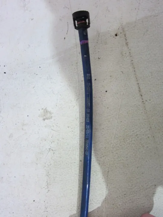 BMW X3 F25 Aktivkohlefiltergehäuse OEM 7216548 image 6