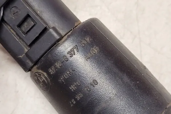 Pyyhkijän pumppu BMW 3 (E46) 2.0L Diesel image 3