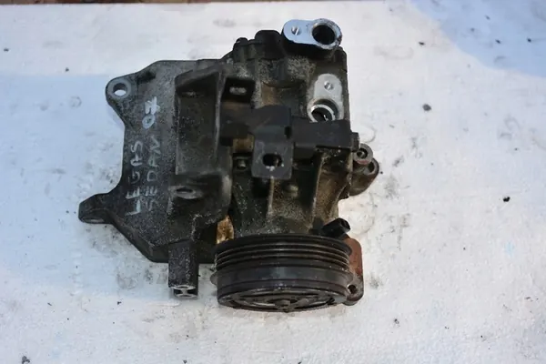 Compresseur de climatisation Subaru Outback 09-13 OEM image 1