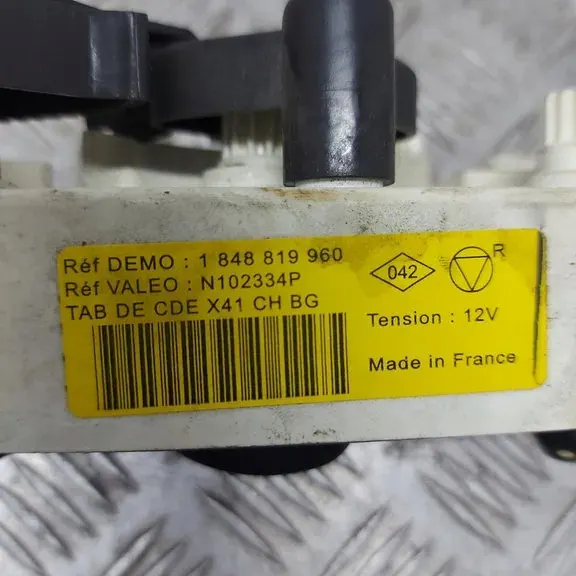 Módulo calefacción autónomo RENAULT THALIA I N102334P 1.4L image 5