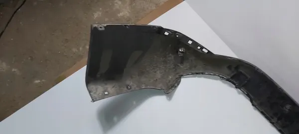 BMW X1 F48 Takapuskuri Spoileri 51127355271 image 8