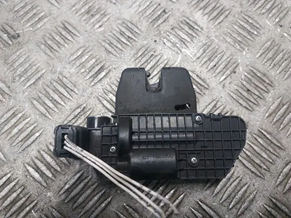 Kofferbakdeur Bekleding & Handgreep OEM 9684414777 Peugeot 5008 image 3