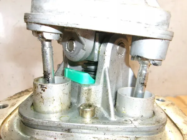 MAN Växelspak OEM 81.32605.6111 - Begagnad image 6