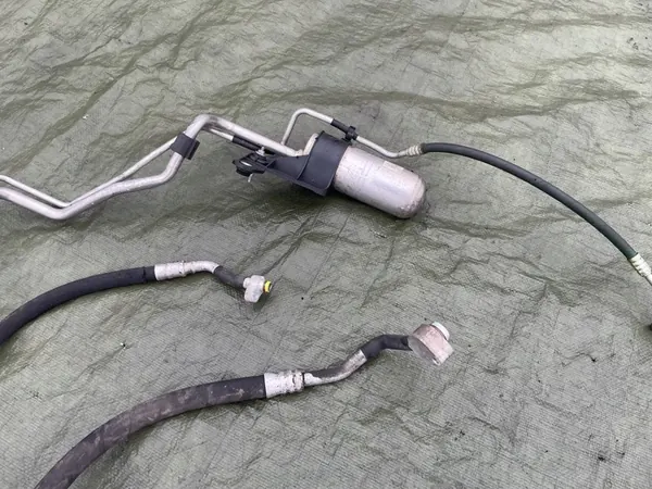 AUDI A6 C6 4.2 FSI V8 Ilmastointijohdin image 3