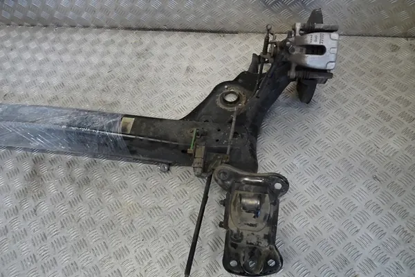 VW GOLF VII OCTAVIA III LEON III - TRAVELO POSTERIORE 5Q0501049 OE image 3