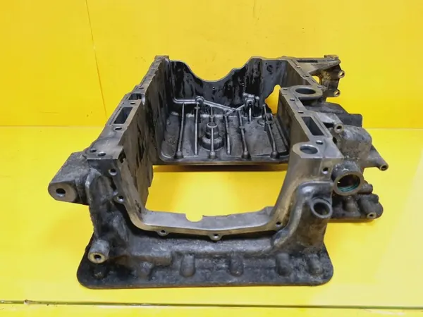 Base inférieure de carter DRC96980 pour Audi A8 D3 4.0 TDI image 6