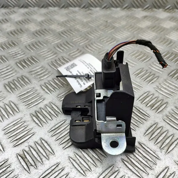 Baklucka Lås VW GOLF VII VARIANT 5G0827505A image 6