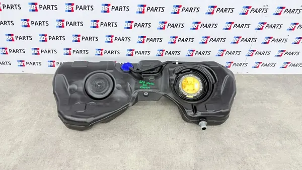 BMW Brandstoftank OEM 7473447 7449036 59L Gebruikt image 2