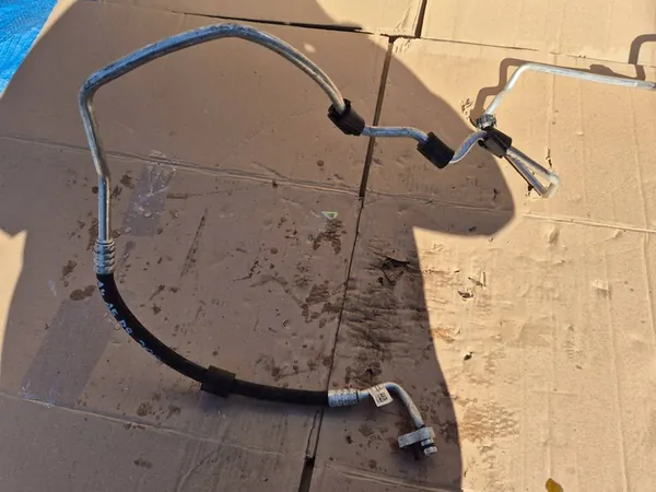 AUDI A4 B8 2.0 TDI AVANT ilmastointiputkisarja 8T0260710F image 6