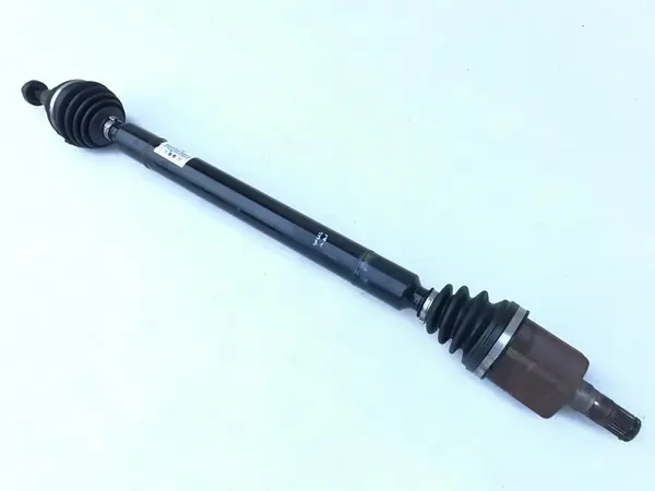 Höger drivaxel 1K0407272FS Audi A3 8P VW 2.0 FSI image 2