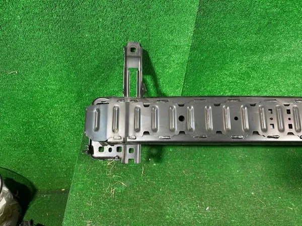 Voorbumper balk OEM pia02f0128 voor Ford Fiesta MK8 image 3