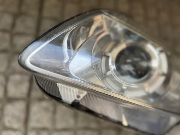 Farol esquerdo para Skoda Fabia II pré-facelift image 4