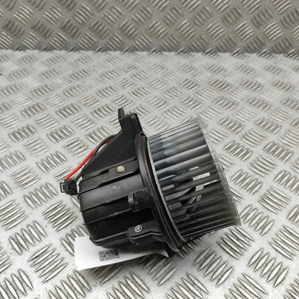 Motor de aquecimento Mercedes-Benz Vito Viano W447 2019 A0008300102 image 2