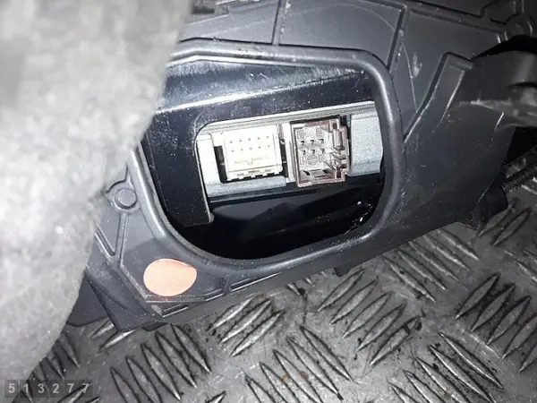 Ecrã de visualização Citroen C6 OEM 96832957zd Usado image 4