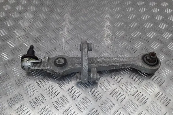 Braccio di controllo anteriore sinistro VW PASSAT B5 4D0407155P image 5