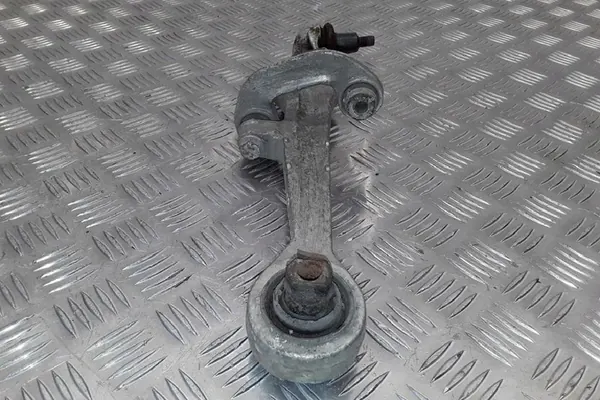 Braccio di controllo anteriore sinistro VW PASSAT B5 4D0407155P image 6