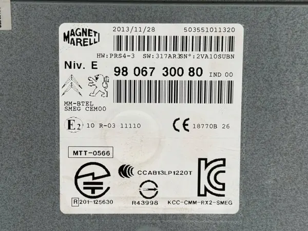 Lector Radio Navegación OEM 9806730080 Peugeot 208 image 3