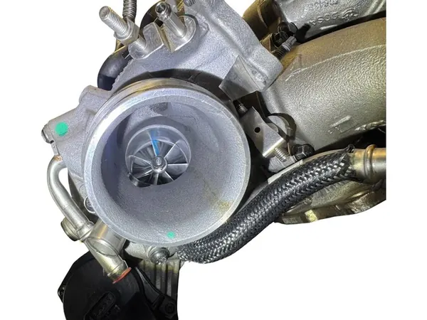 Turbo Volvo XC60 II Crossover image 4