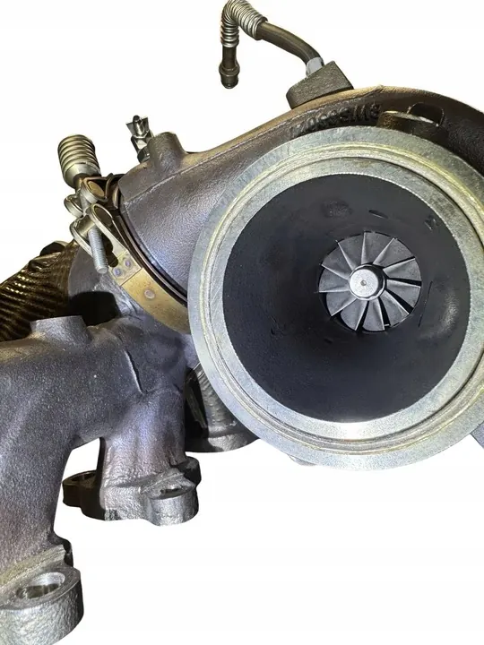 Turbo Volvo XC60 II Crossover image 5