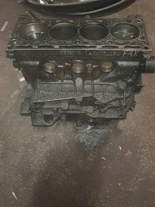 Motorblock OEM 219787 für Renault Trafic II 2.0L image 4