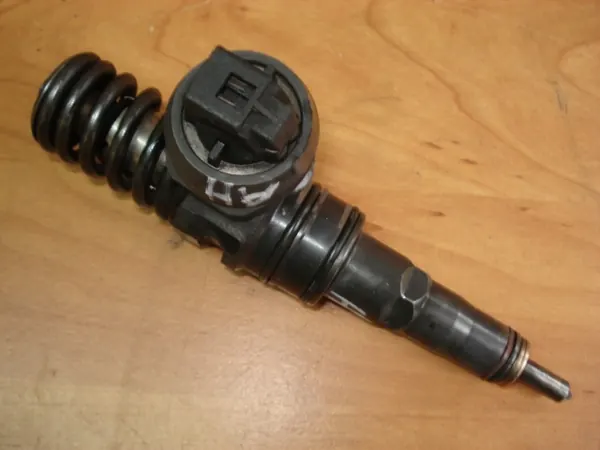 Injetor VW Audi Skoda Seat 1.9 TDI 038130073AH image 4