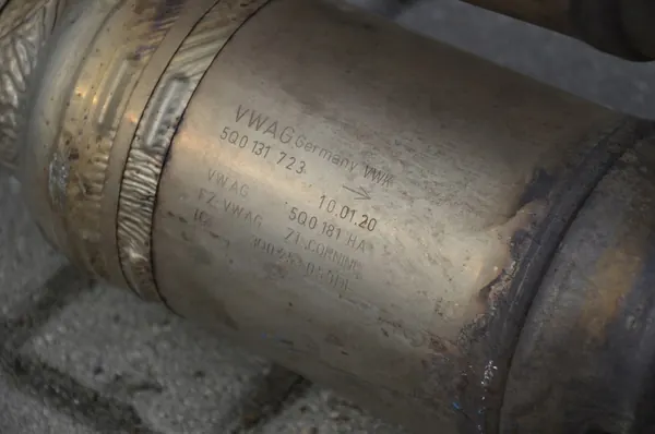 Catalyseur VW T-ROC 2.0 TSI 5Q0131723 image 3
