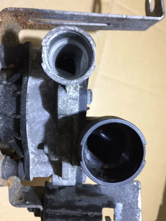 Pompe à air secondaire Audi A3 8V 2.0 TFSI OEM 04E959231A image 7