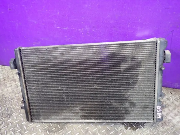 SKODA OCTAVIA I 96-00 1.9 D Vattensradiator 1J0121253J image 2