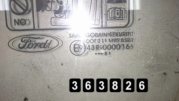 Ford Focus dörrglas OEM AM-363826 - Begagnad image 3