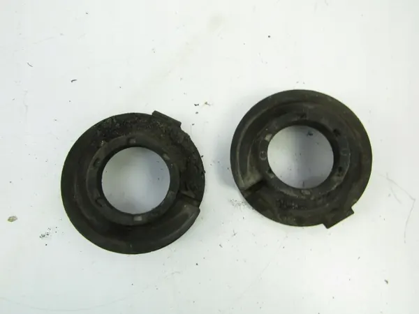 Almofada mola suspensão OEM 6608051015 - Usado image 2