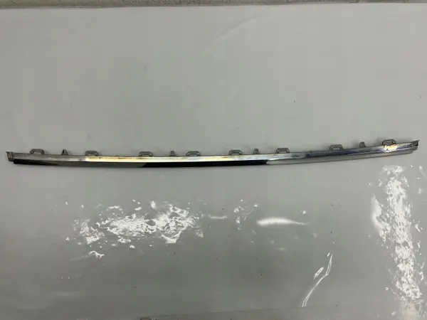 VW Passat B8 Pare-chocs Chrome Avant OEM 3G0853245D image 2