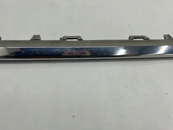 VW Passat B8 Pare-chocs Chrome Avant OEM 3G0853245D image 4