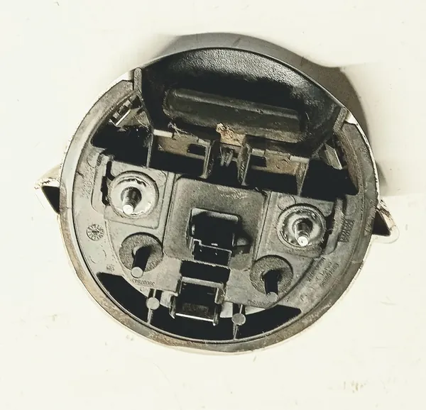 Takaluukun Logoembleemi Opel Corsa E image 3