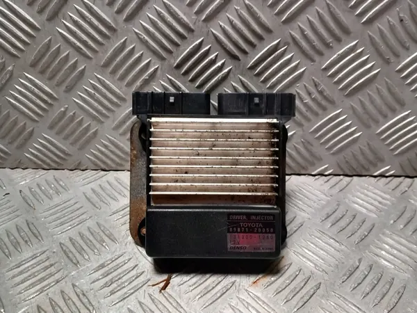 Toyota OE 89871-20050 Controlador Inyector Usado image 2