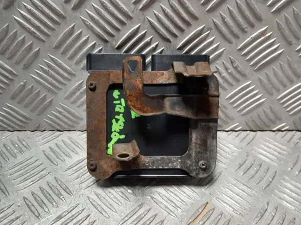 Toyota OE 89871-20050 Controlador Inyector Usado image 3