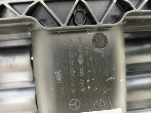 OEM A1675000602 Ilmastointiristikko Mercedes GLE W167:lle image 10
