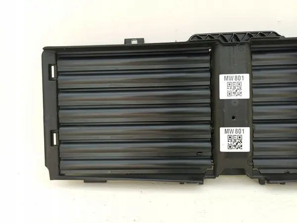 OEM A1675000602 Ilmastointiristikko Mercedes GLE W167:lle image 7
