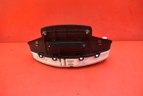 OEM 31343325AA Mittaristo Volvo V60:lle 2010-2013 image 4