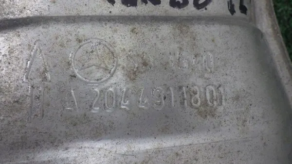 Mercedes-Benz OE A2044911801 Gebruikte Uitlaatdemper image 8