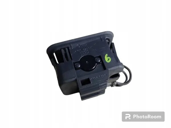 Prise 12V OEM 4B0925071 pour Audi A6 2.5L Diesel image 3