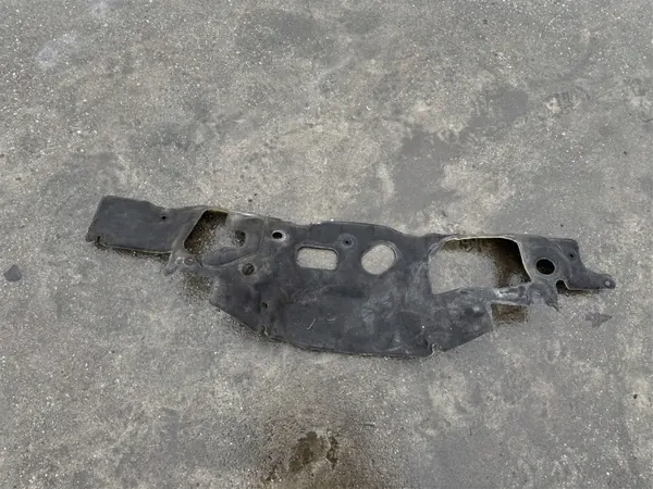Isolamento anteparo OEM 679005581R para Renault Master image 2