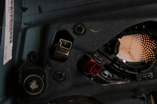 OEM 8091485 BMW OviPaneeli Vasen Taka Dakota Musta image 7