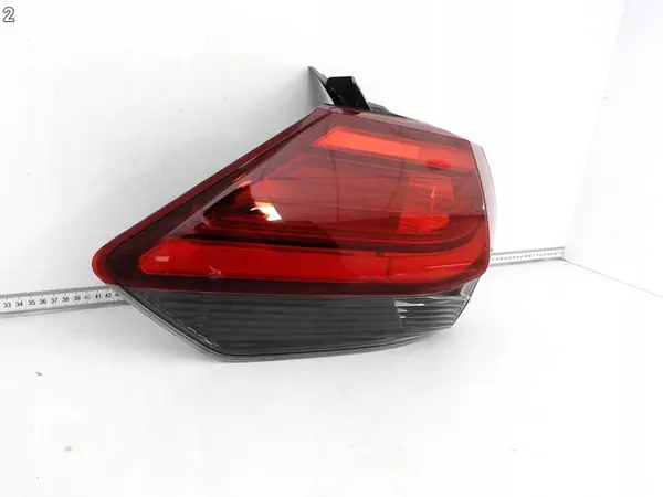 Lámpara LED trasera izquierda Nissan X-Trail III T32 Europa image 3