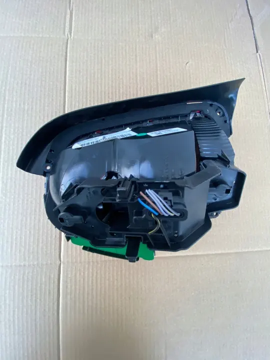 MINI COOPER F55 F56 F57 Luz Trasera Derecha 7297414 image 5