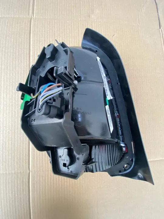 MINI COOPER F55 F56 F57 Luz Trasera Derecha 7297414 image 6