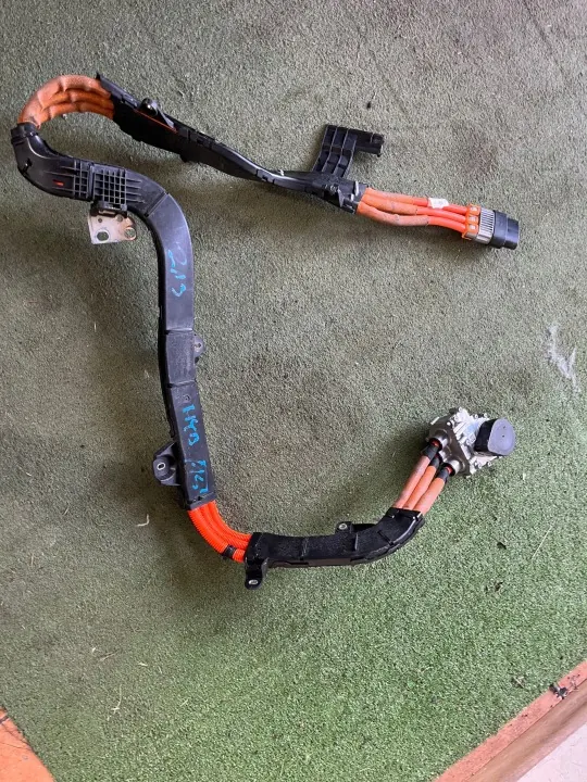Mercedes Hybridkabel OEM 261563 - Gebraucht image 2